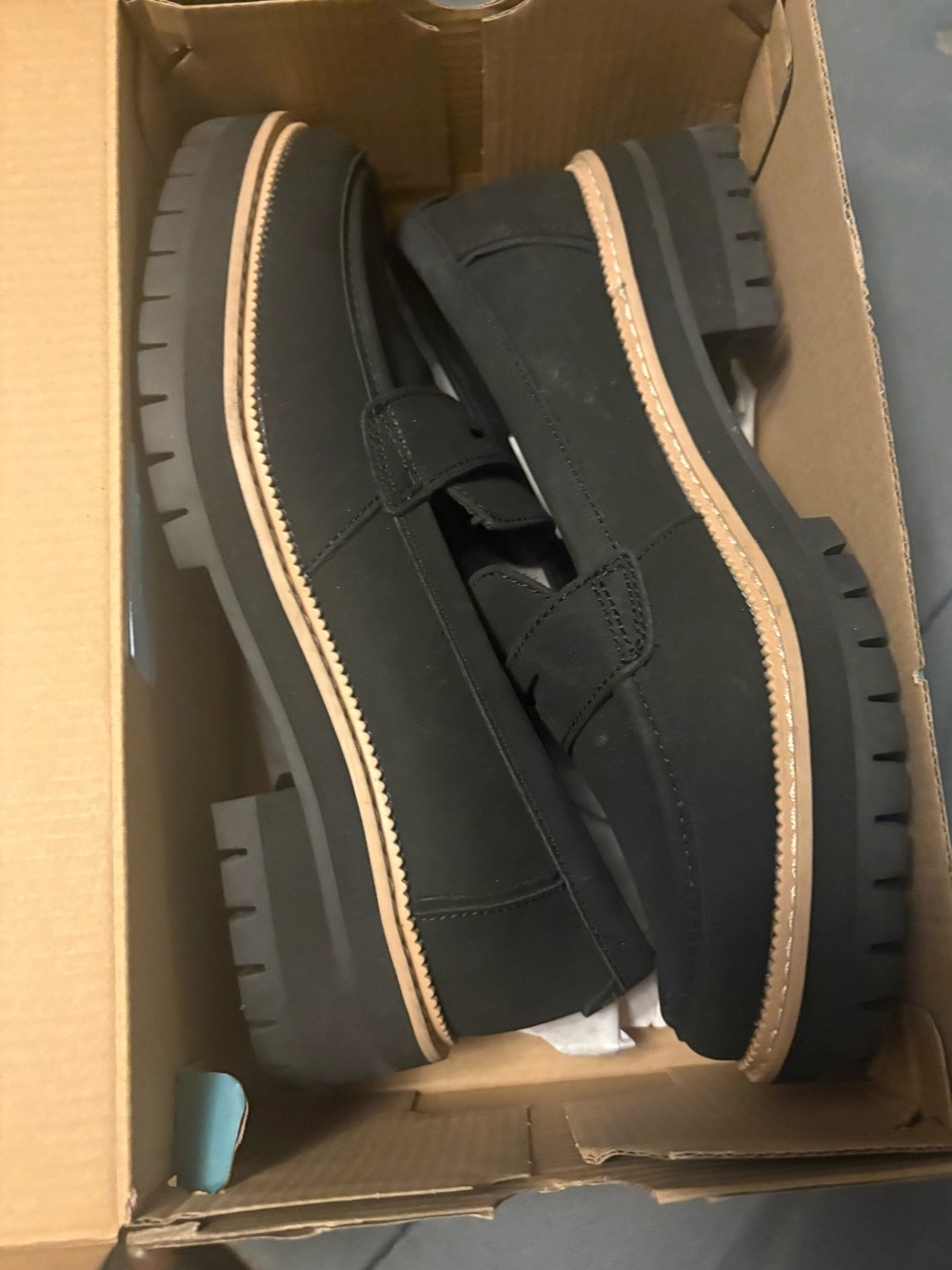 Women’s  Black Casual Lug-Sole Loafers - Slip-On Comfort